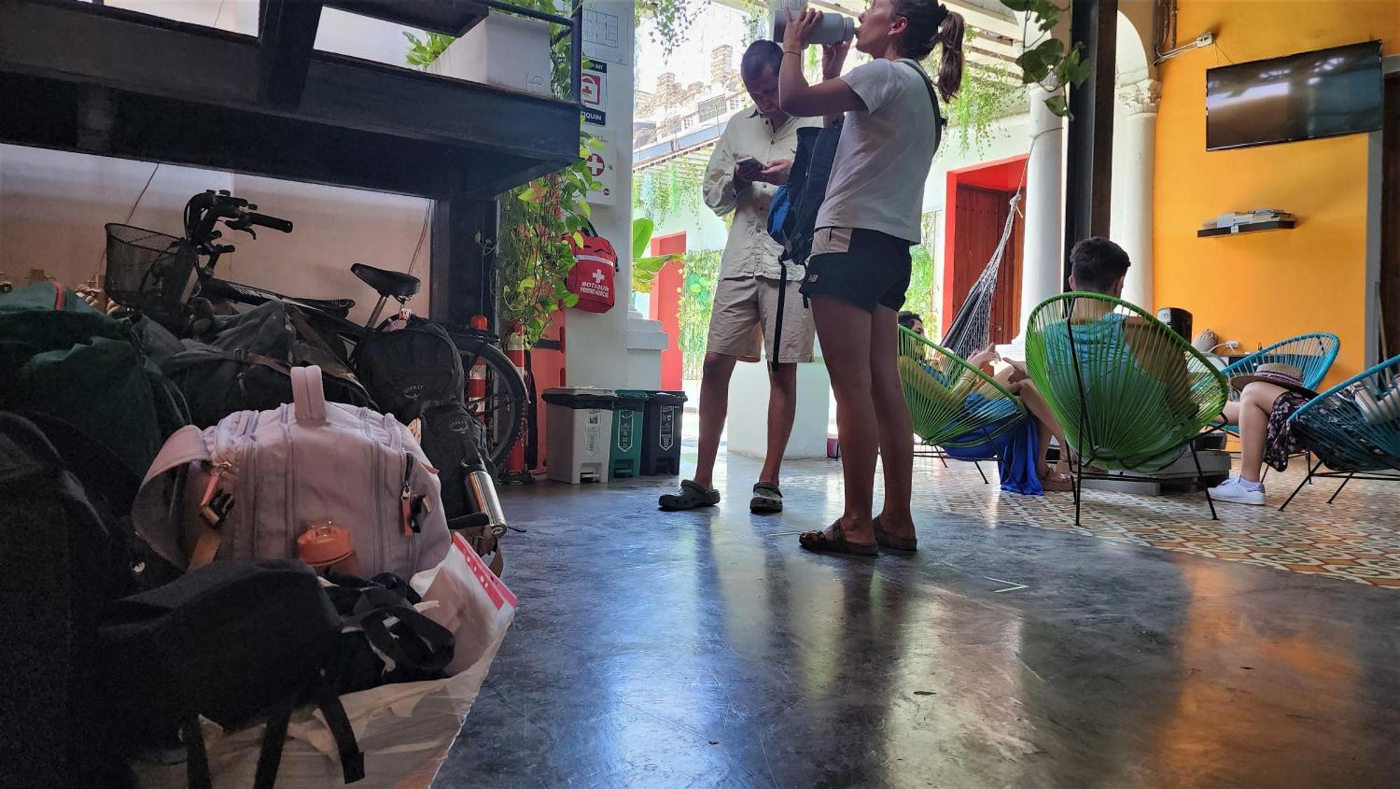 Baboon Hostel Санта Марта Екстериор снимка